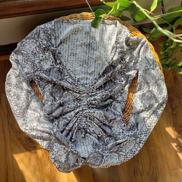 Snake print top - Picture 1 of 4